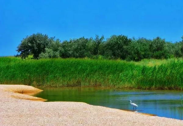 История названия озера Ханского